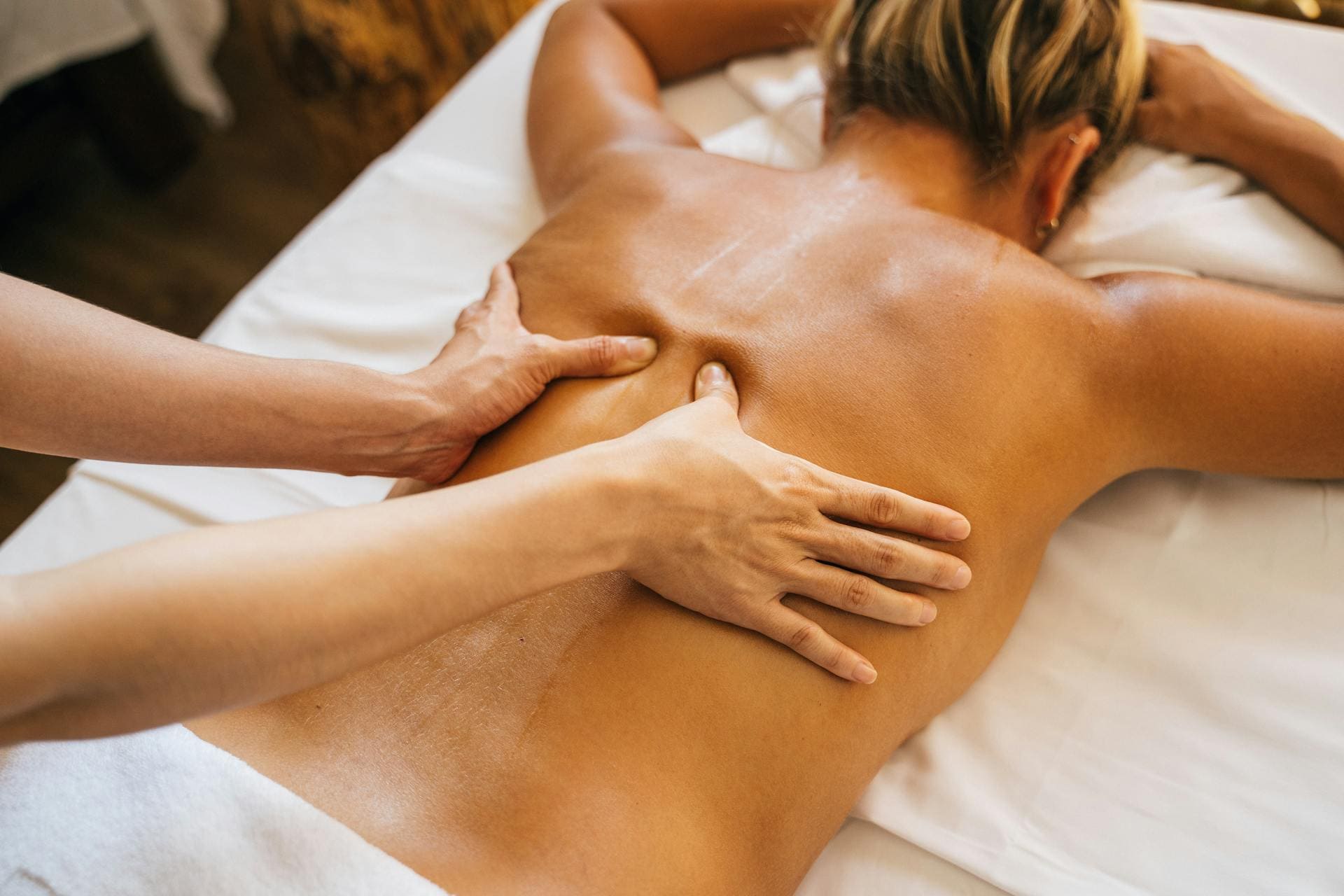 SericaSilk - Types of massage
